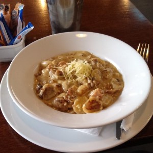 10414047_527011587405363_334688054_n